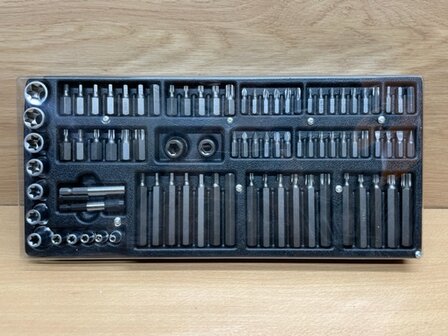 Bits en doppenset chroom vanadium 85 dlg.