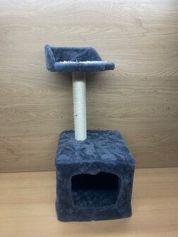 Katten krabpaal met box en plateau.