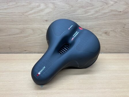 Fietszadel comfort breed ventilatie.