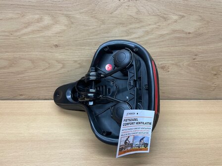 Fietszadel comfort breed ventilatie.
