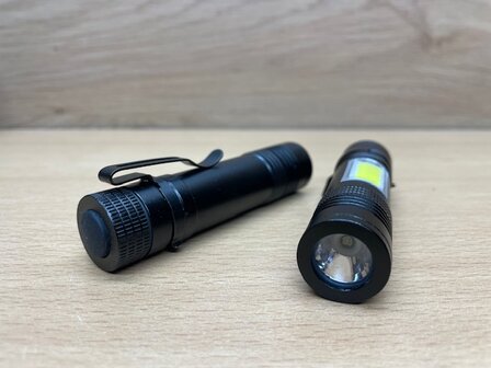 Zaklamp LED COB alu 92x21mm.