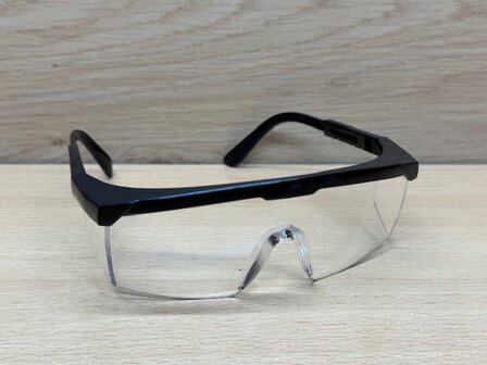Beschermbril  veiligheidsbril zwart frame.