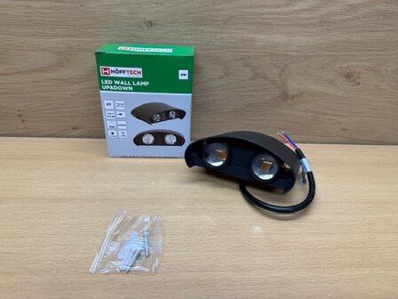 Wandlamp 2xLED halfrond boven/onder 220V.