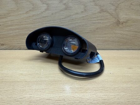 Wandlamp 2xLED halfrond boven/onder 220V.