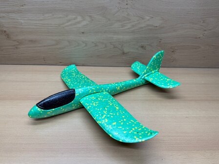Zweefvliegtuig foam groen 46cm.