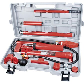 Uitdeukset  in koffer 10 ton.