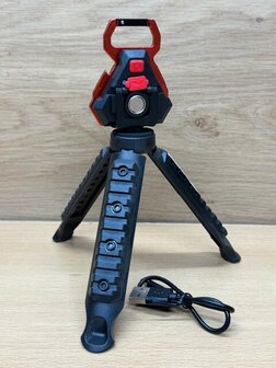 Bouwlamp mini statief 800 lumen USB-C.