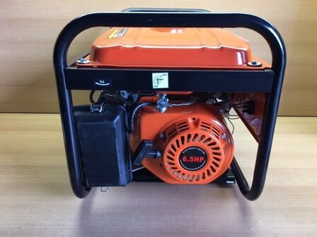 Generator 2500 watt 230 volt.