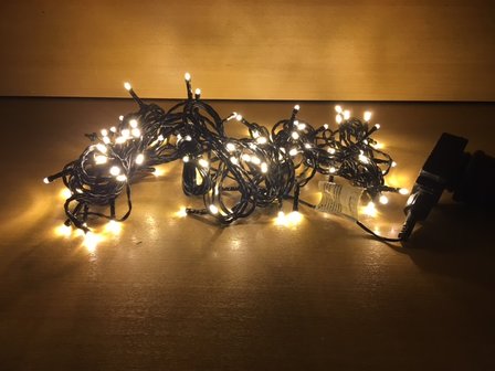 Kerstverlichting 100 led&#039;s 220 volt. (binnen/buiten)