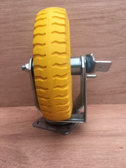 Zwenkwiel 2.50-4 massief PU geel met rem.