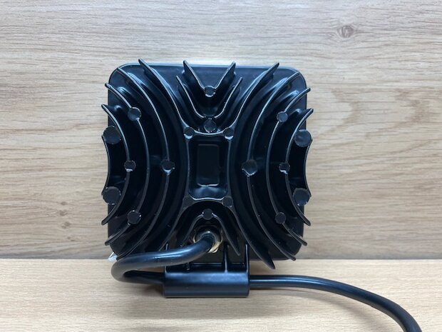 Werklamp 16 led 48 watt, 9-80 volt.