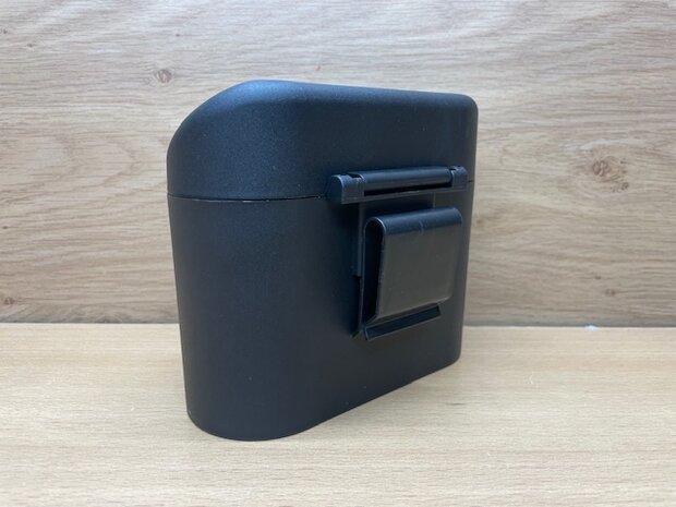 Afvalbakje voor auto 16x6,5x13,5cm.