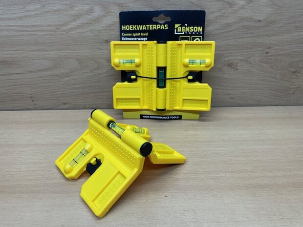 Hoekwaterpas magnetisch verstelbaar.