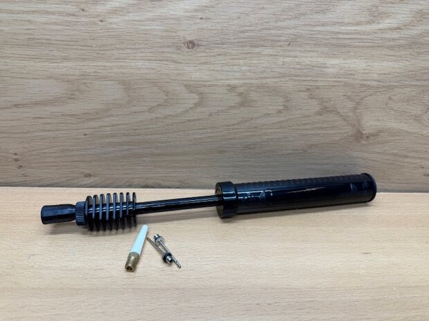 Handpomp dual action.