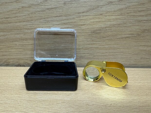 Loep diamantair goud.