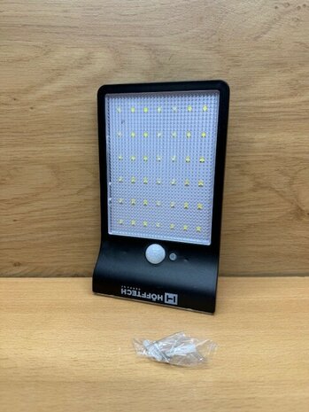 Wandlamp solar smart sensor 2200mAh.