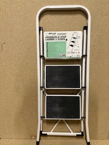 Huishoudtrap 3 treden.