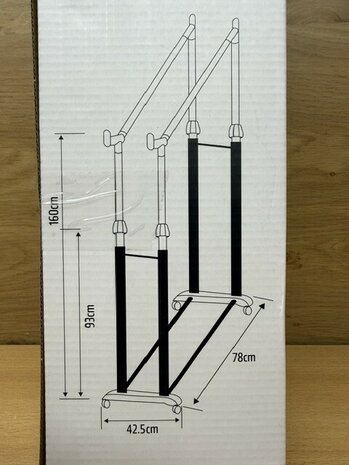 Kledingrek dubbel.