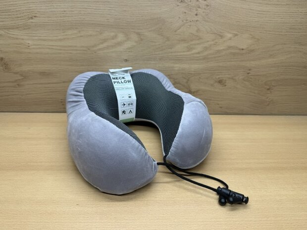 Nekkussen memory foam.