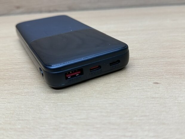 Powerbank digitaal 10.000mAh 10W.